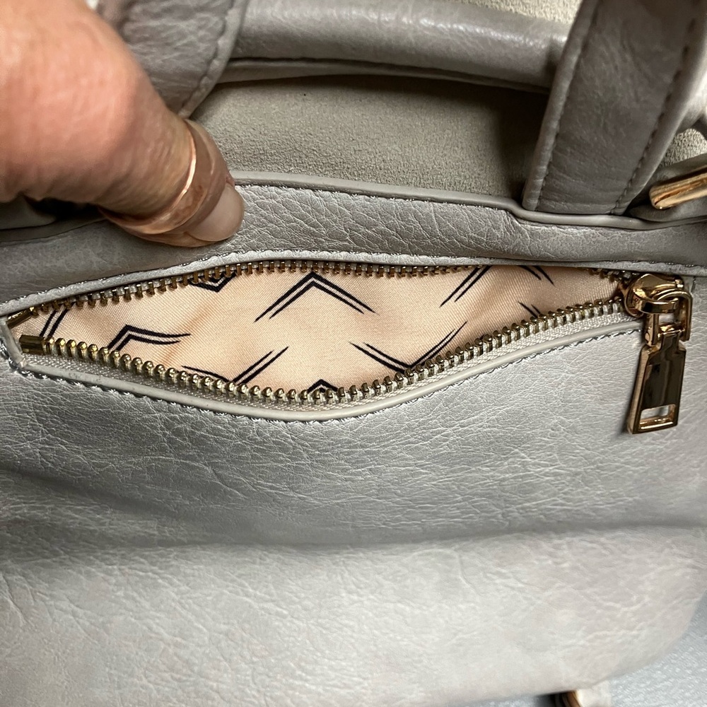 Moda? Chic Light Gray Backpack - Picture 14 of 15